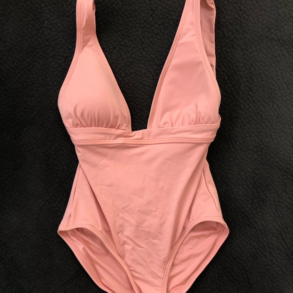 Vince Camuto one piece swim